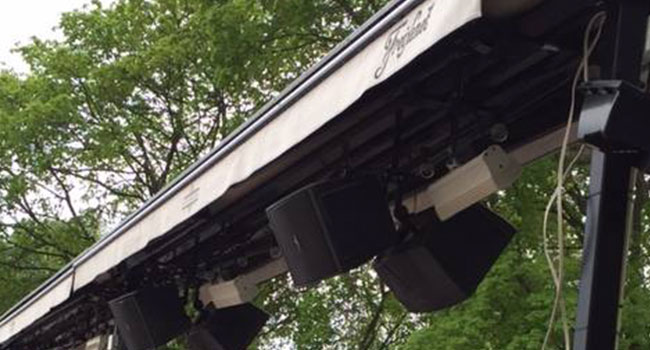 Kaiutin asennuksia terassille